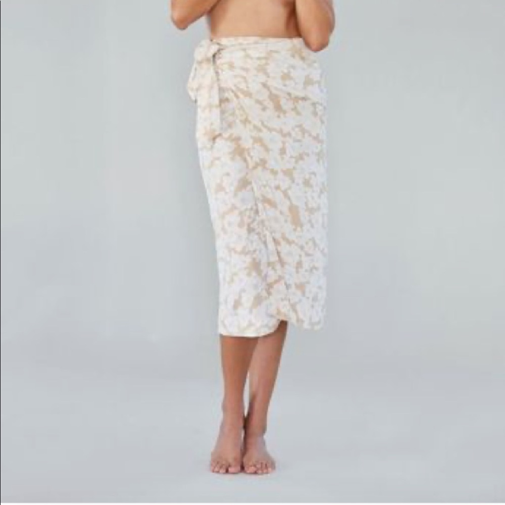Acacia Ewa Wrap Skirt in Magnolia